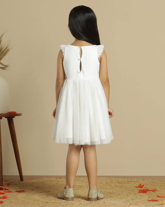 Girls White Pleated Net Sleeve Dress
