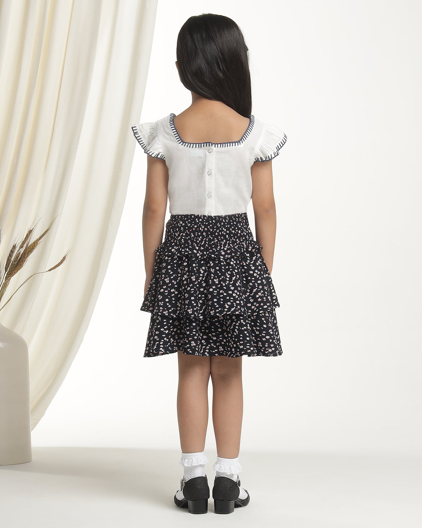 Girls Floral Printed Layered Mini Skirt